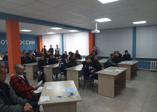 Ярмарка вакансий вместе со студентами ГАПОУ БрИМТ